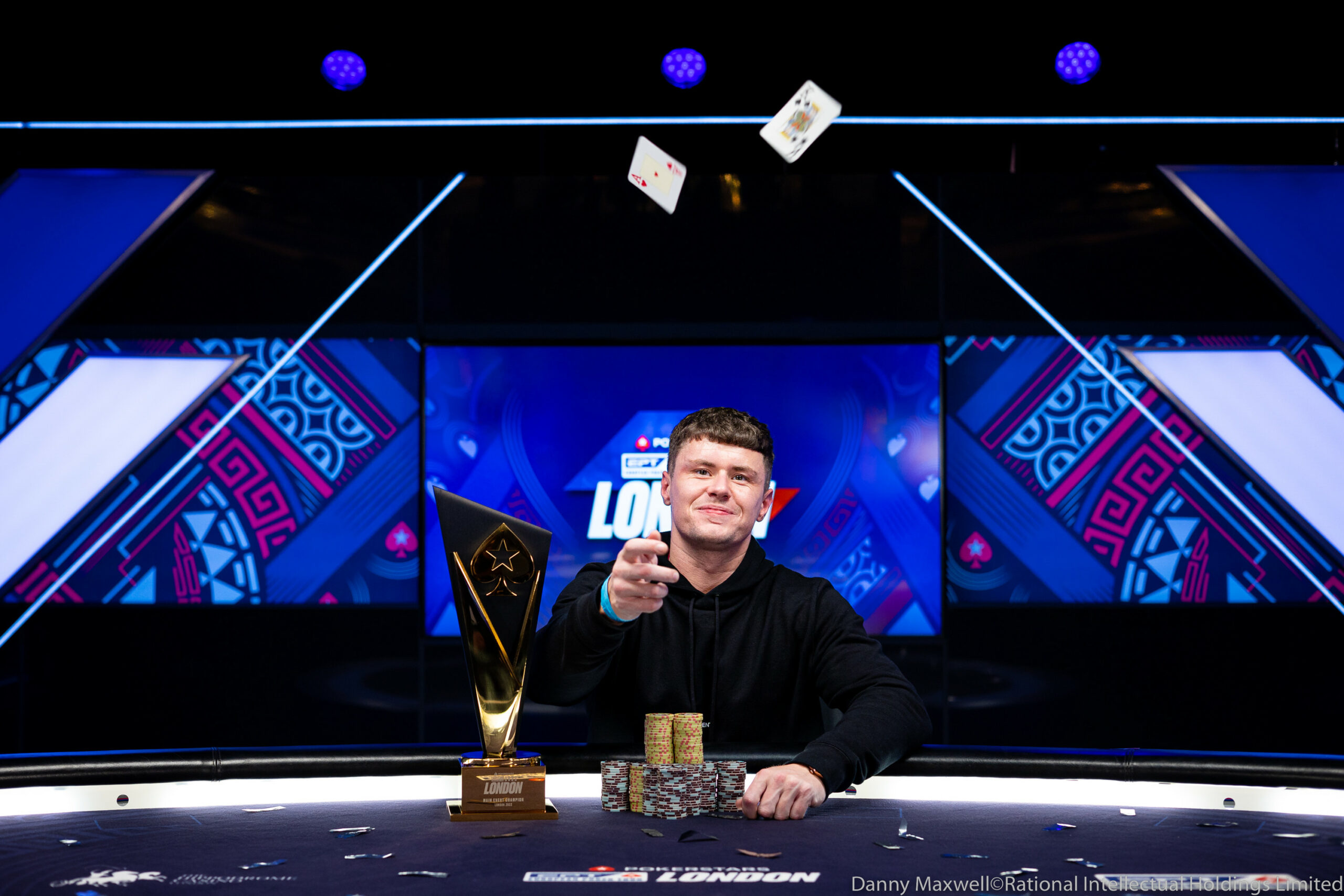 Ian Hamilton Produces Epic Comeback to Win EPT London Main Event (£664,400)