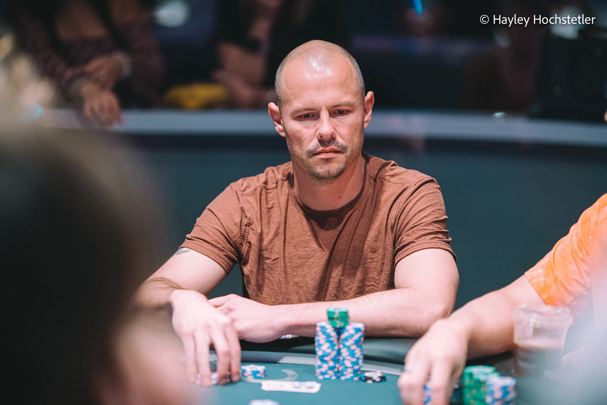 Miscikowski Leads GGPoker Super MILLION$; Martirosian Lurking