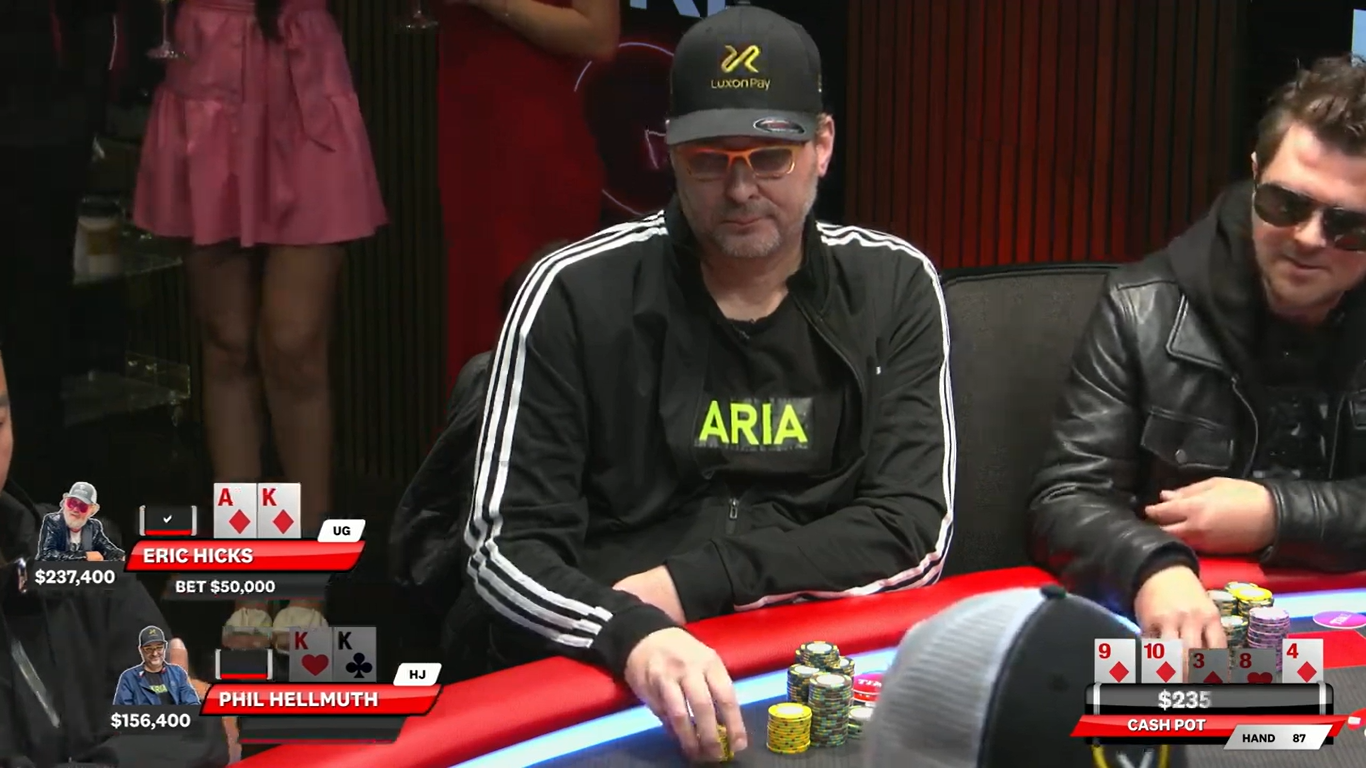 Hellmuth Loses Monster Pot and Quits During Robbi's Live at the Bike Debut