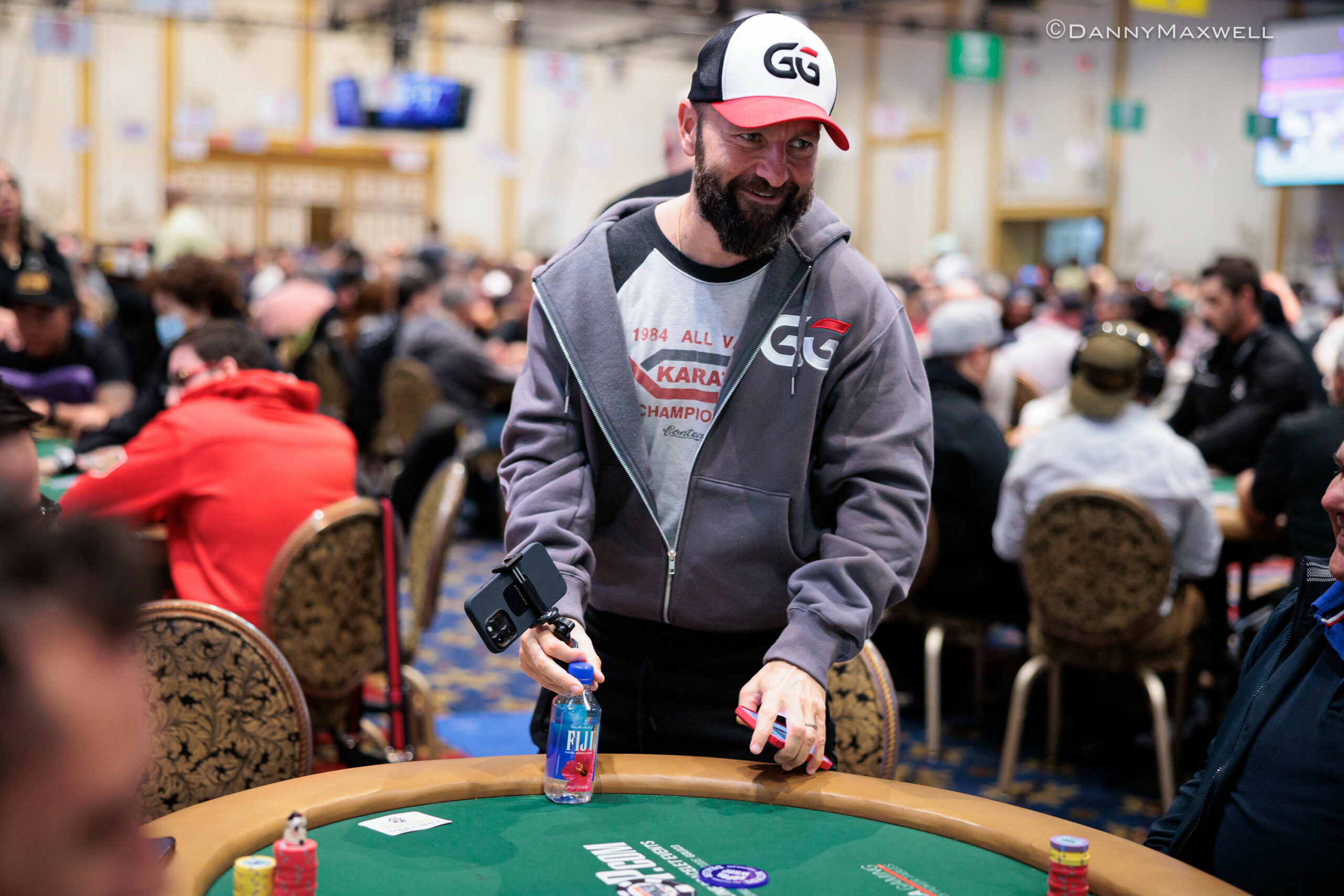 Man of the People: How Daniel Negreanu Bagged Top 4 Stack on $300 Gladiator Day 1a